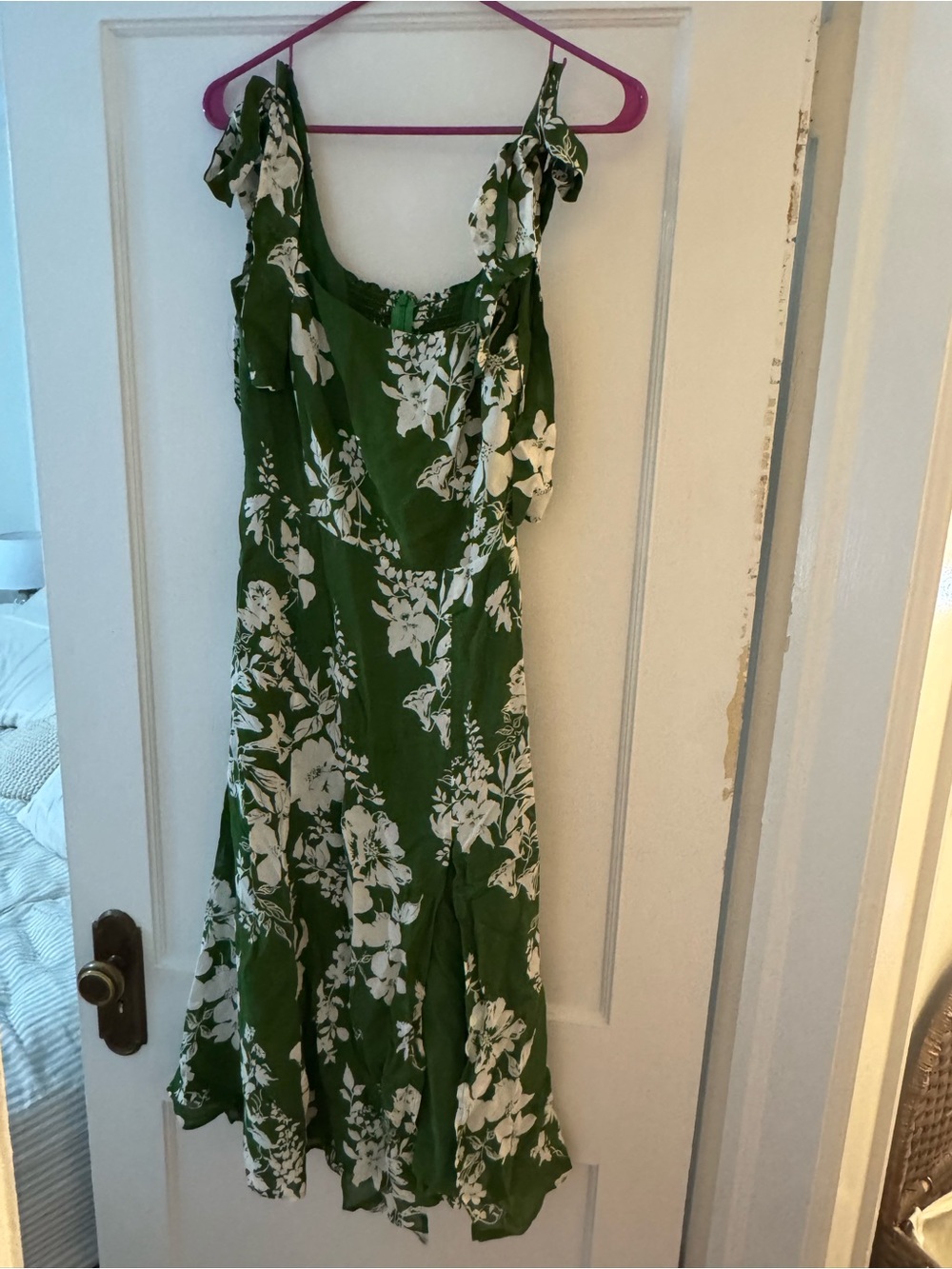 Like new Reformation twilight Green and White Floral Midi Dress